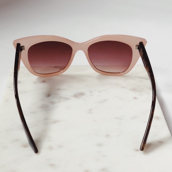 Last 1✨Teagan Pink Oversized Cat Eye Sunnies - Picture 6 of 8